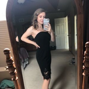 NWT Lulus Strapless Black Lace Dress
